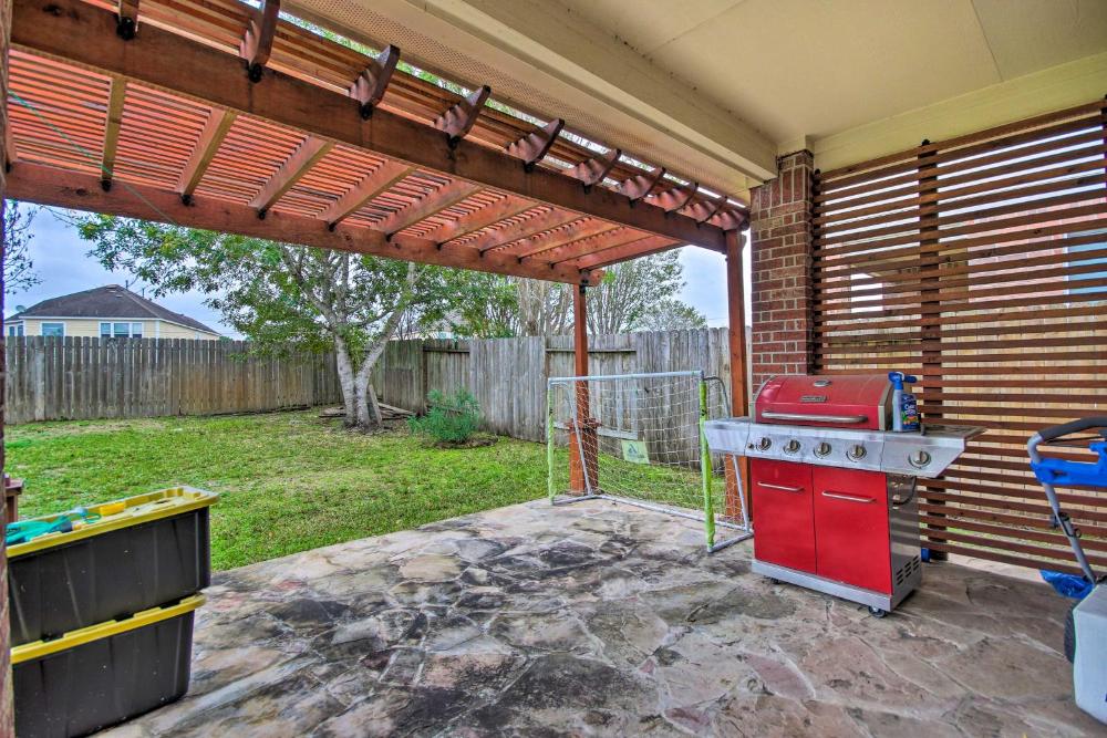 Spacious Richmond Home Close to Parks and Shopping